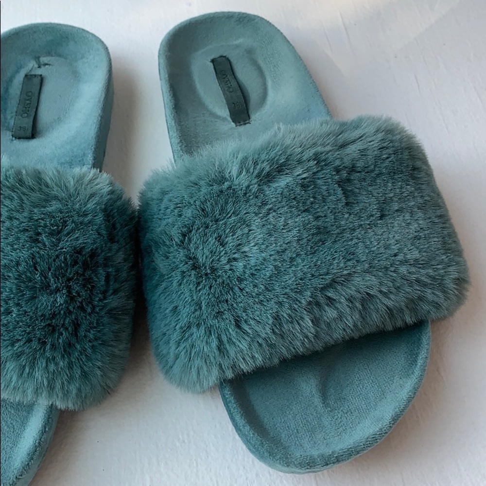 OYSHO sandals